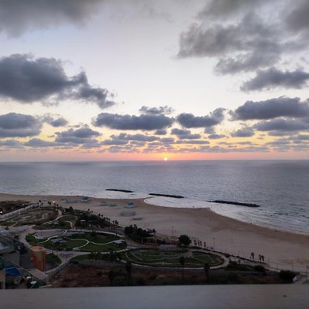 Sunset Suite Sea&Sky عسقلان المظهر الخارجي الصورة